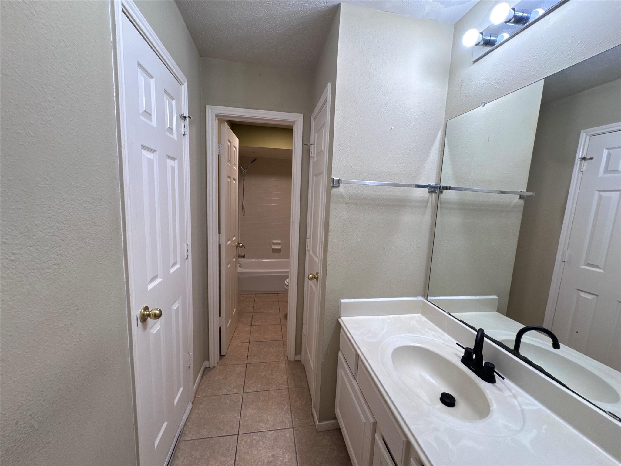 14911 Sun Kiss Lane