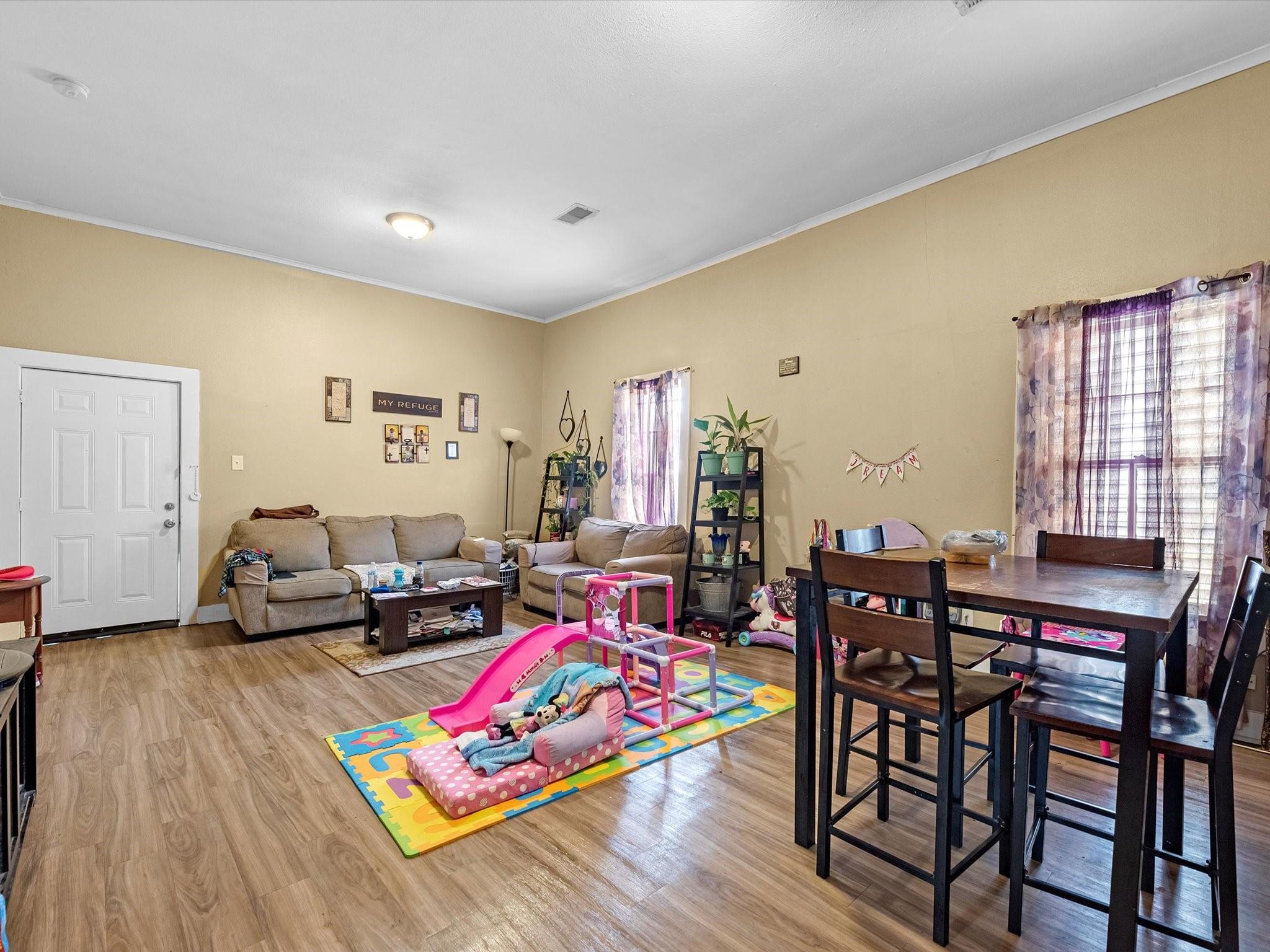 1811 39th Street