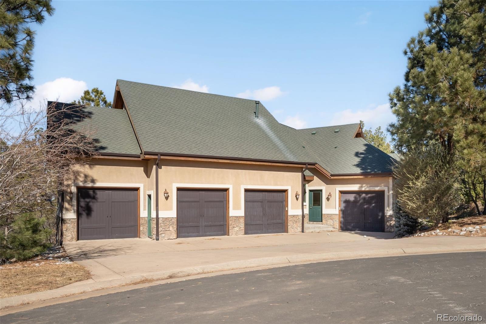 7115 Parkwood Lane