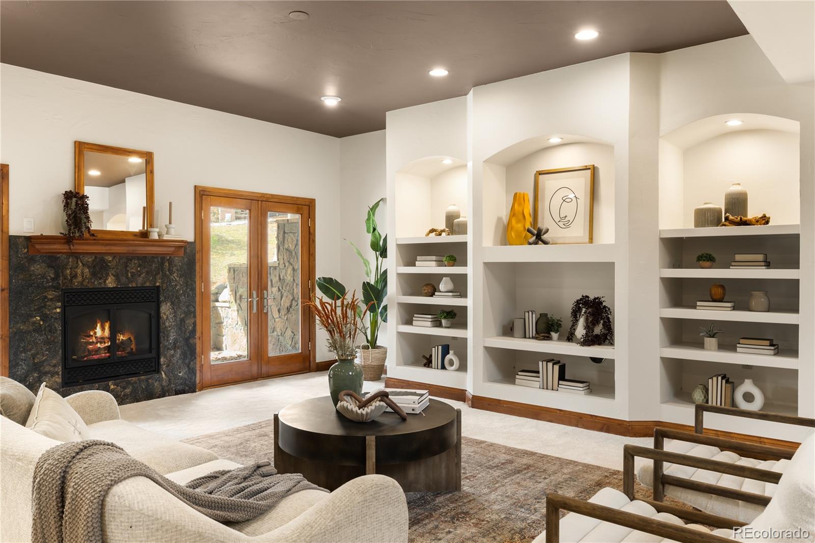 7115 Parkwood Lane
