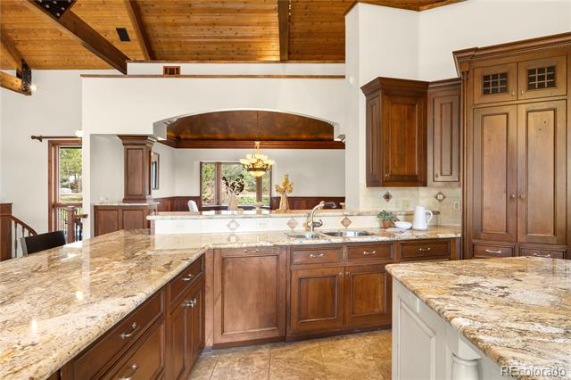 7115 Parkwood Lane