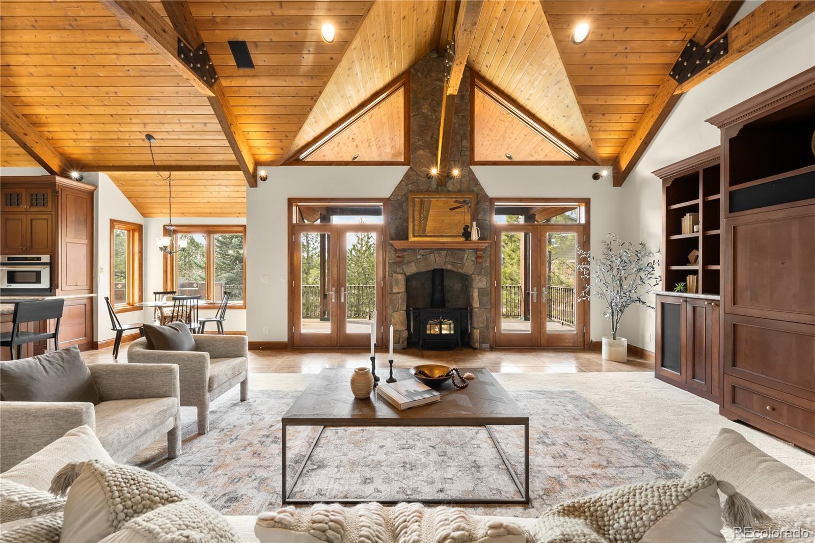 7115 Parkwood Lane