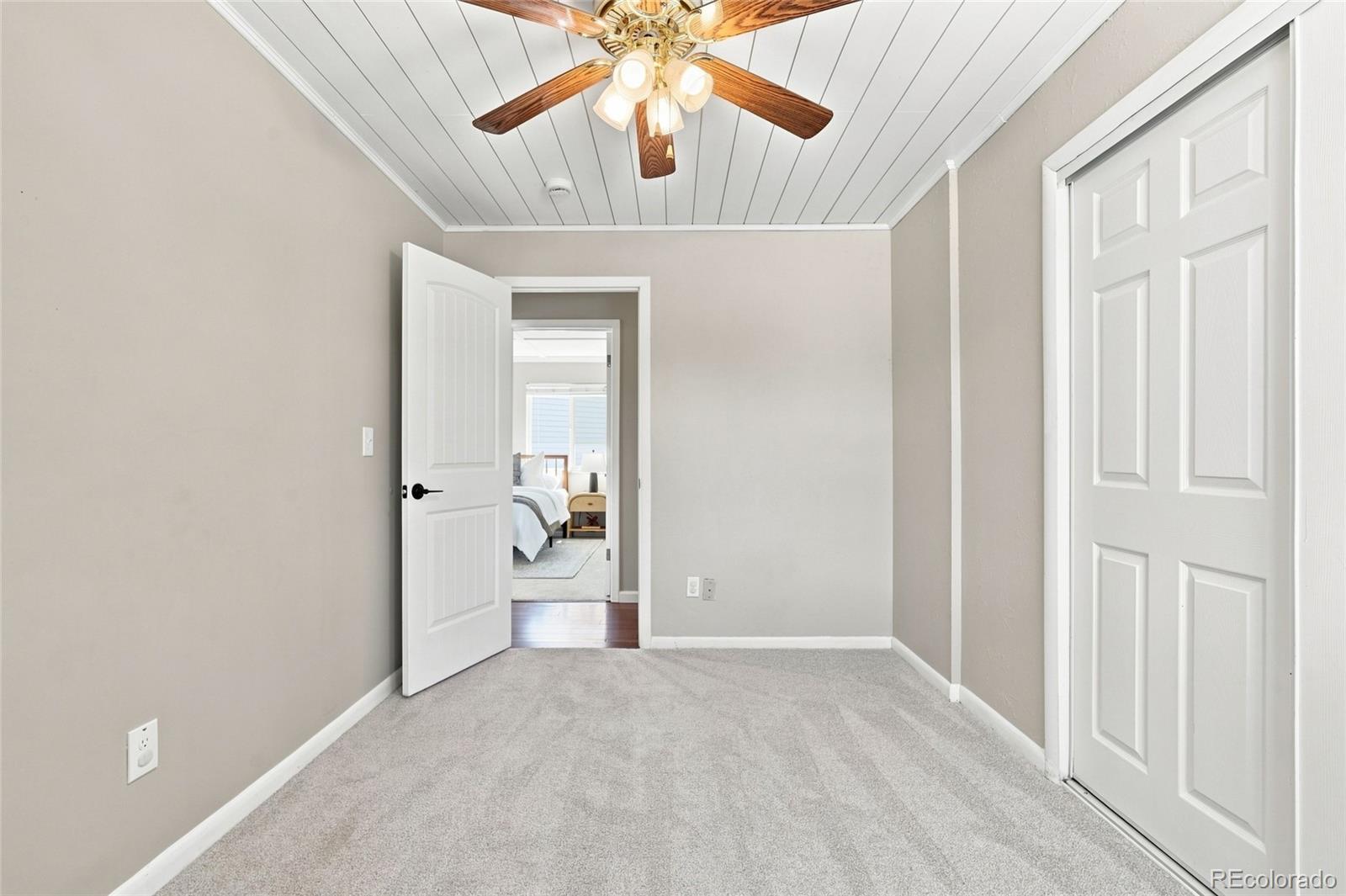 8634 W 79th Place
