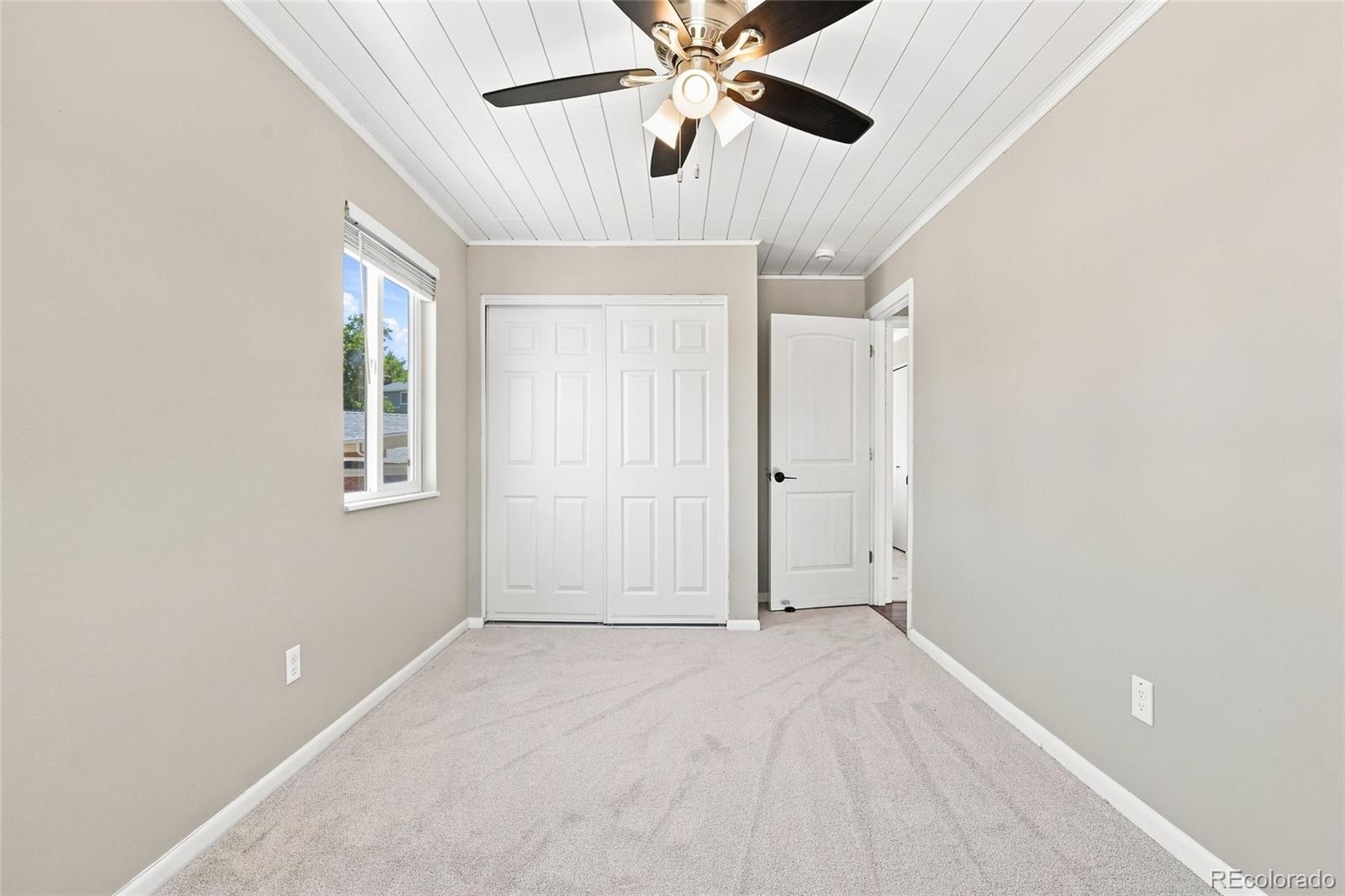 8634 W 79th Place