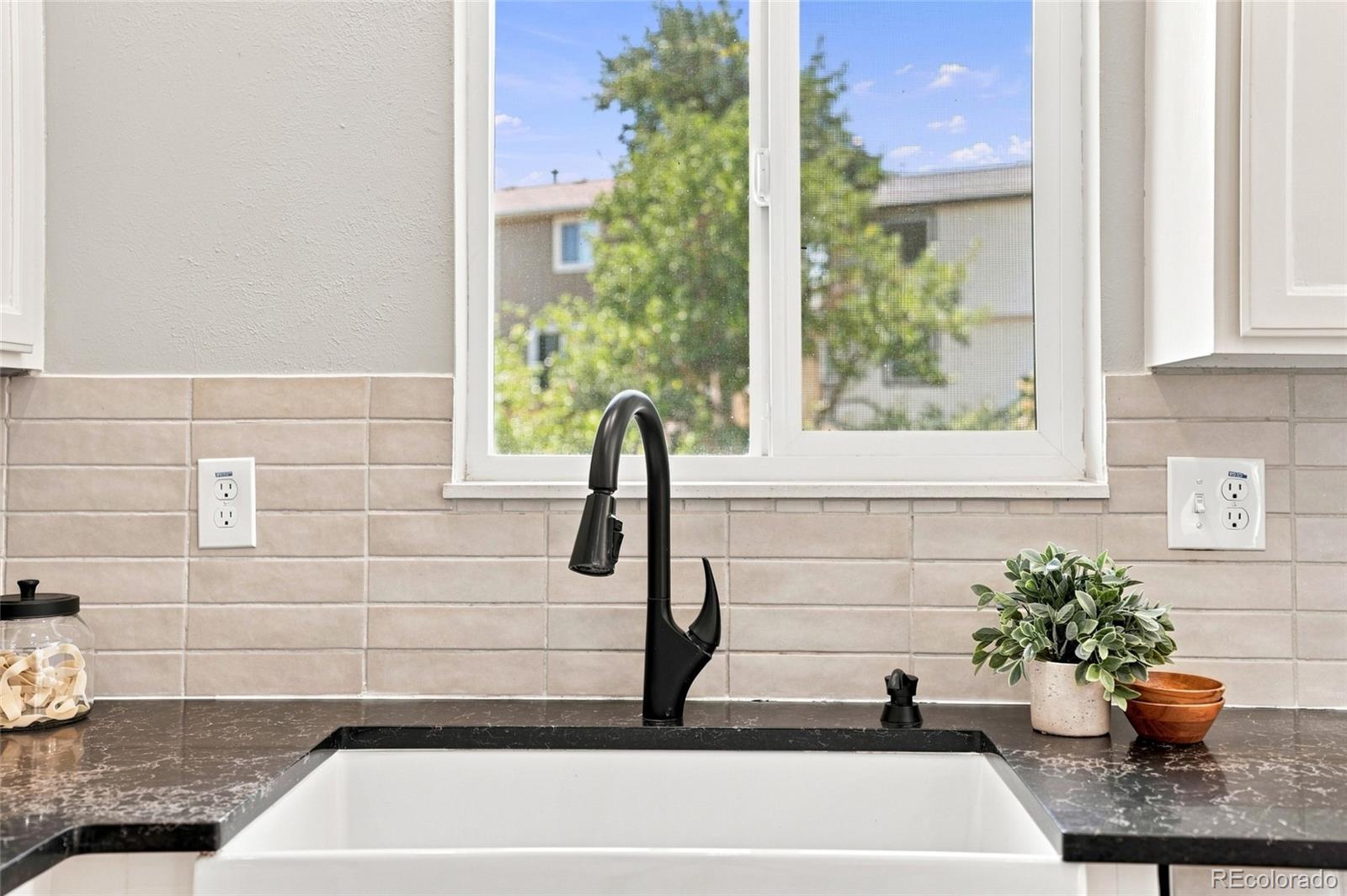 8634 W 79th Place