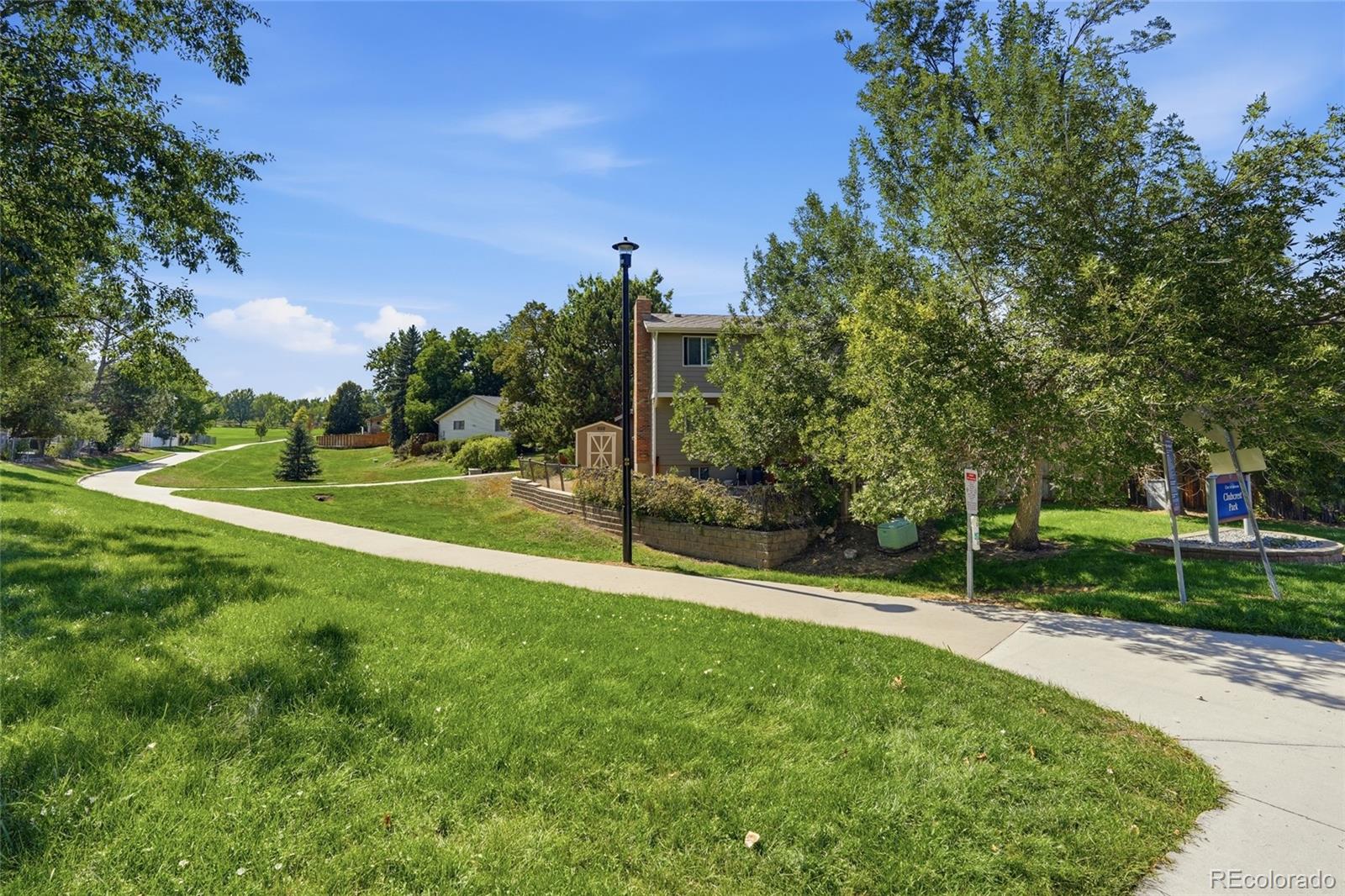 8634 W 79th Place