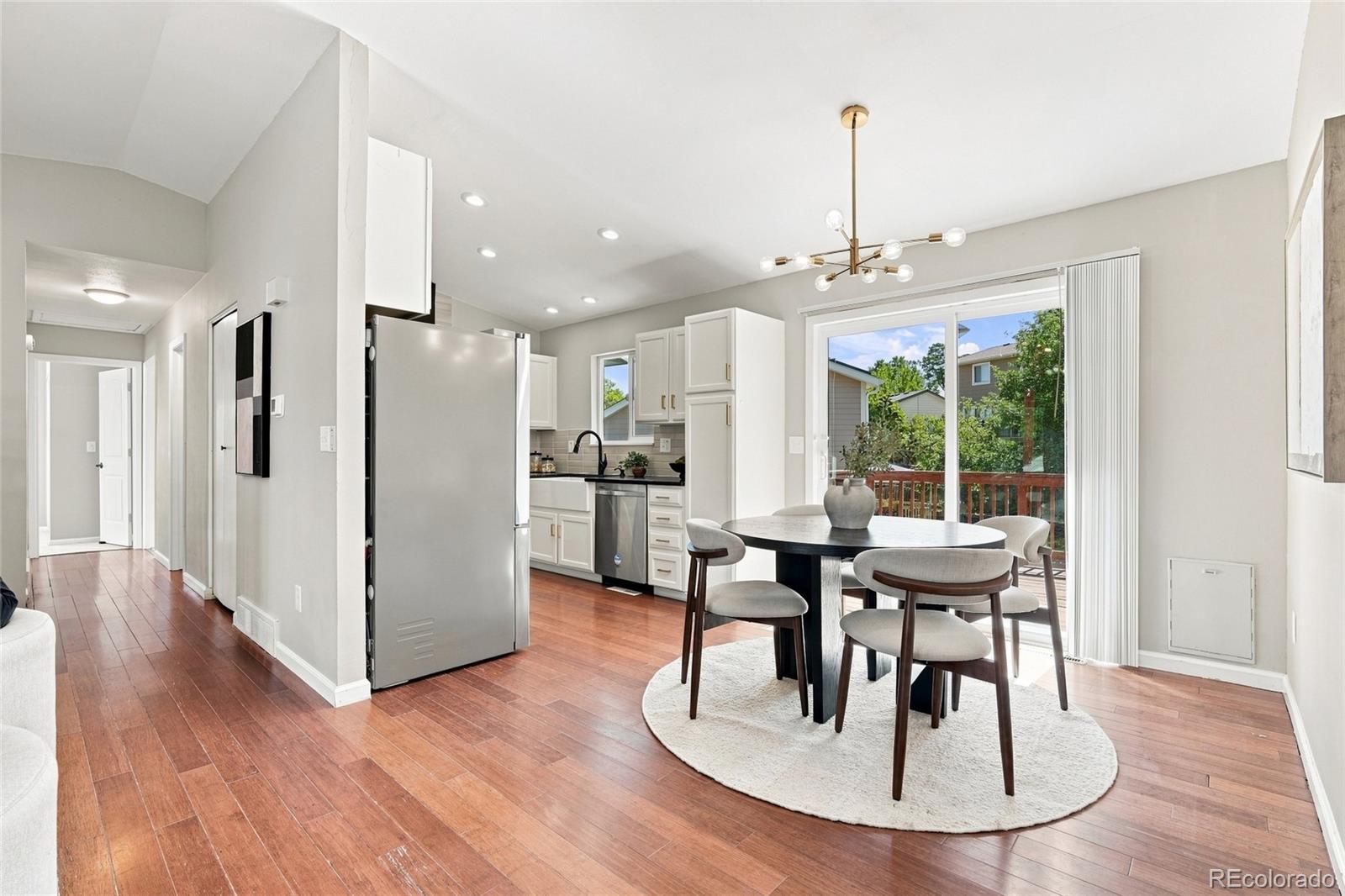 8634 W 79th Place