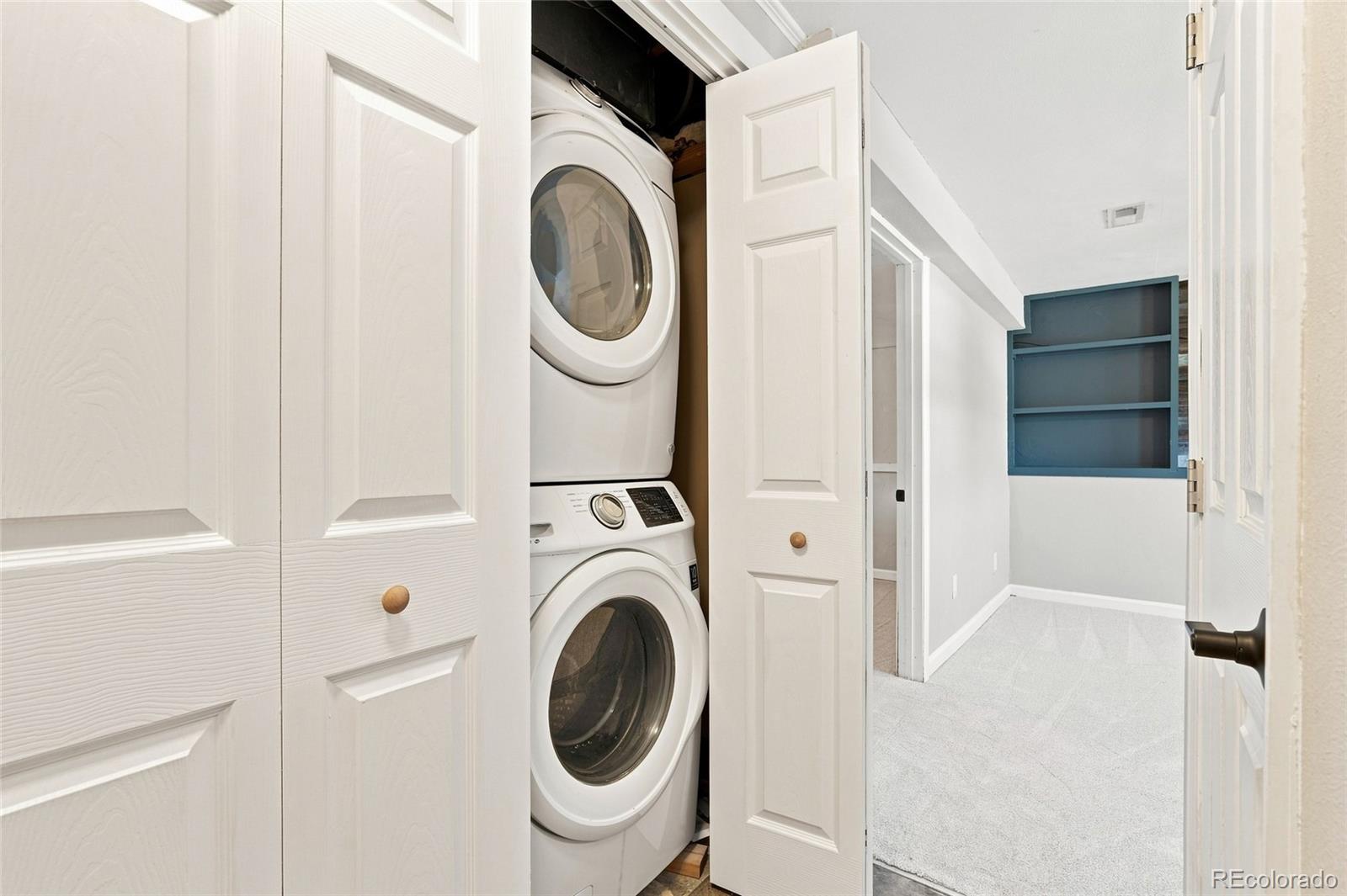 8634 W 79th Place