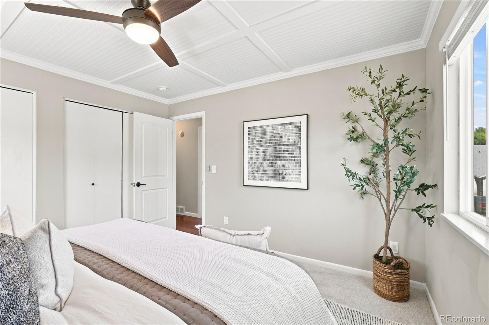 8634 W 79th Place