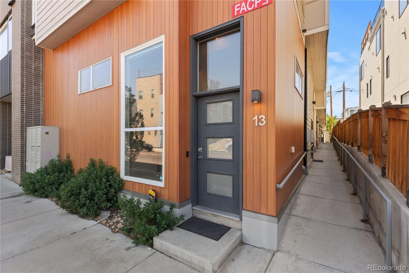 4469 Tennyson Street Unit: 13