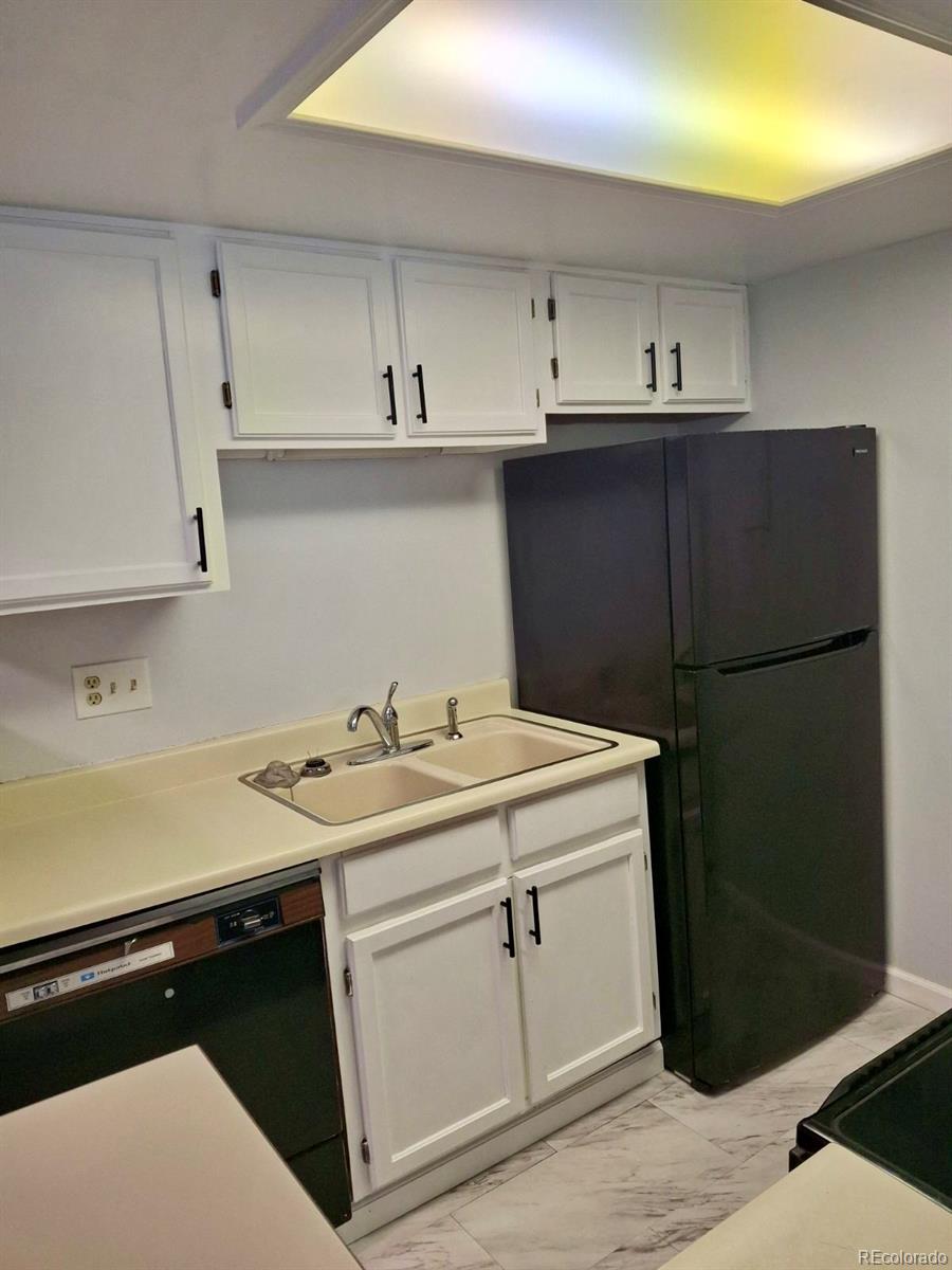 8225 Fairmount Drive Unit: 107
