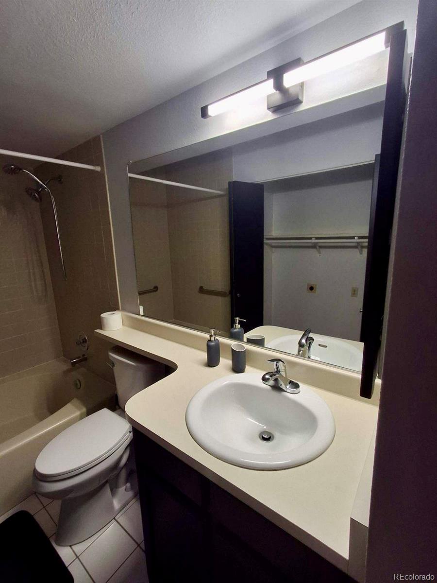 8225 Fairmount Drive Unit: 107