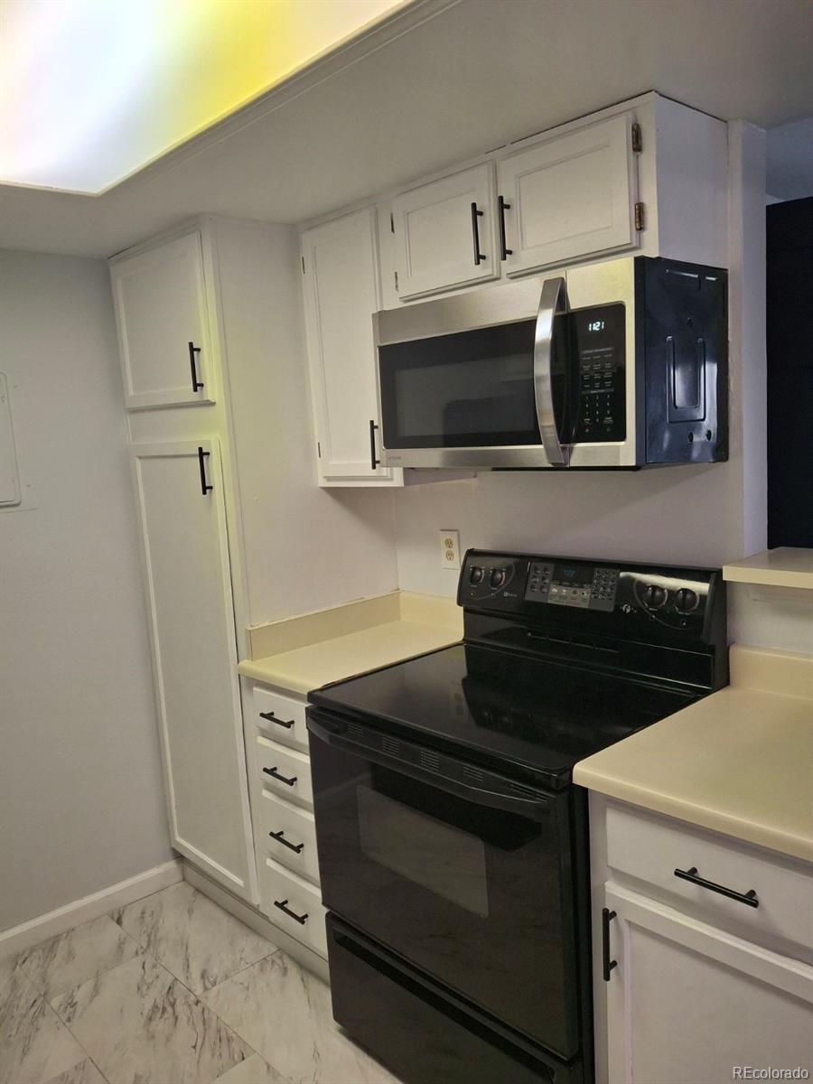8225 Fairmount Drive Unit: 107
