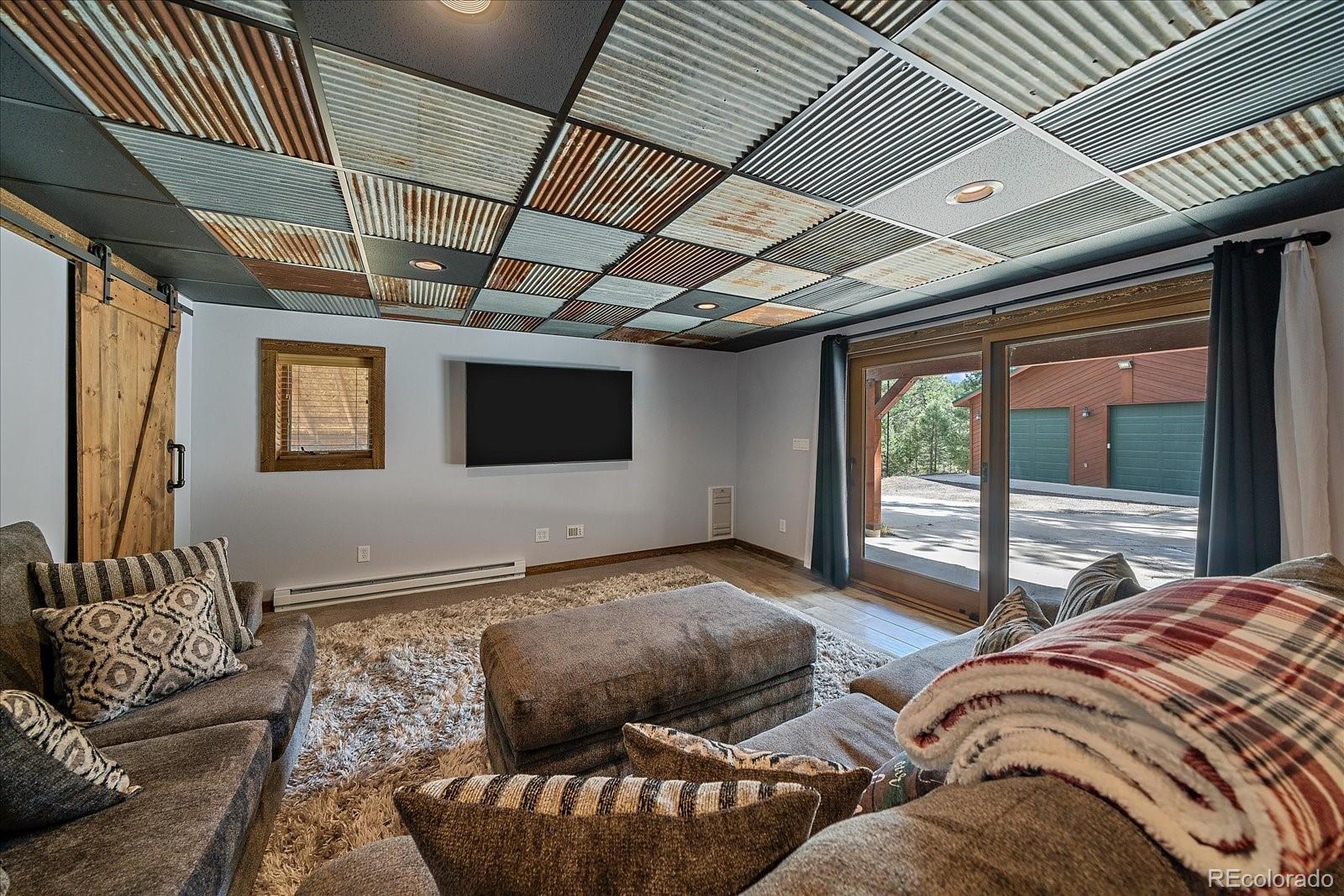 9098 Lariat Lane