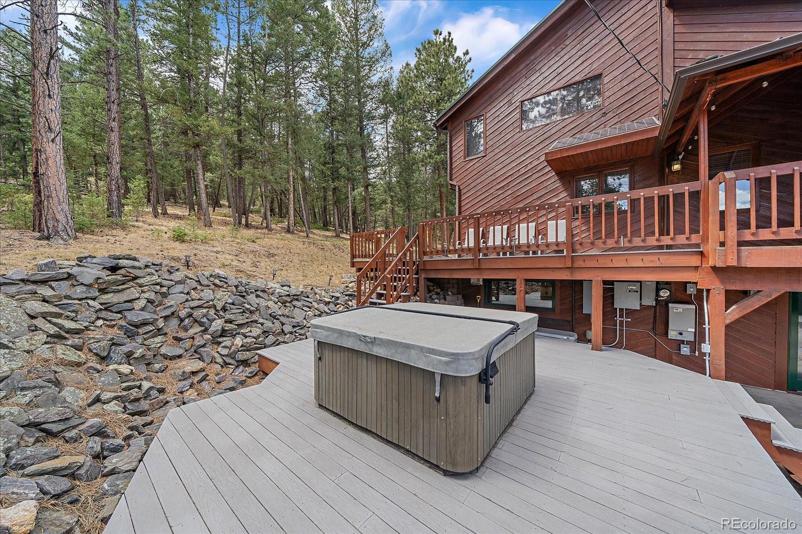 9098 Lariat Lane