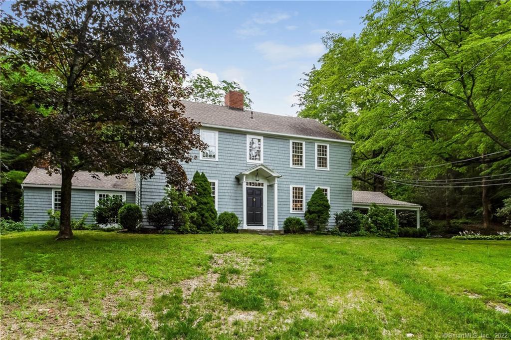 11 West Chestnut Hill Road
