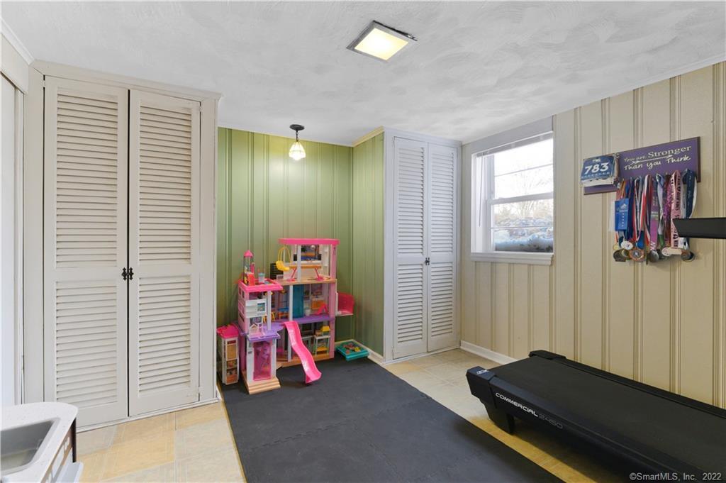 1234 Avon