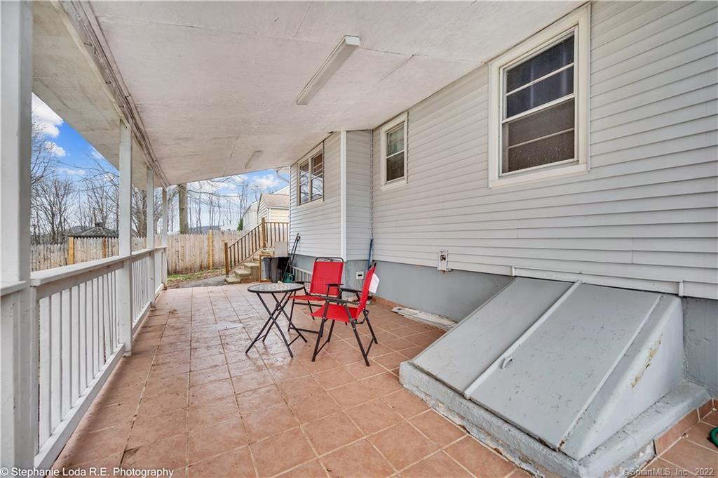 83 White Road