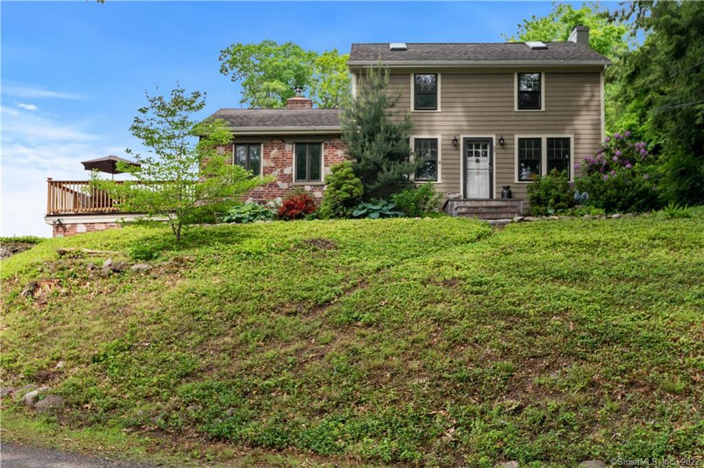 57 Fernwood