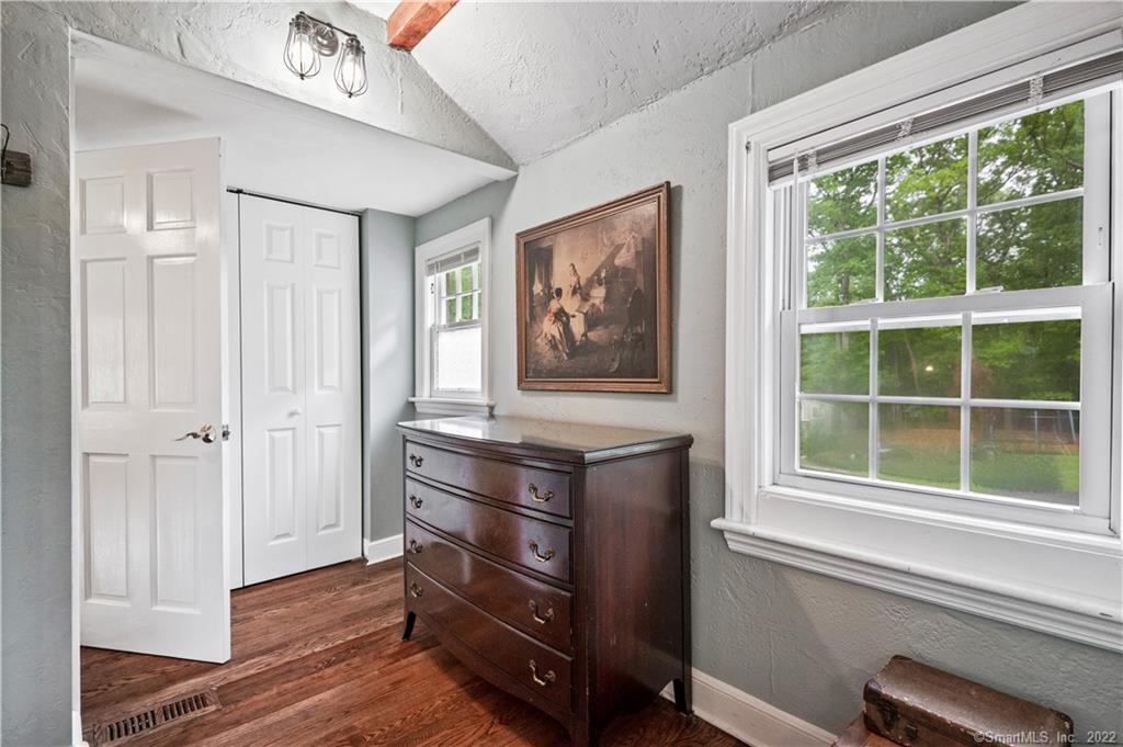 57 Fernwood