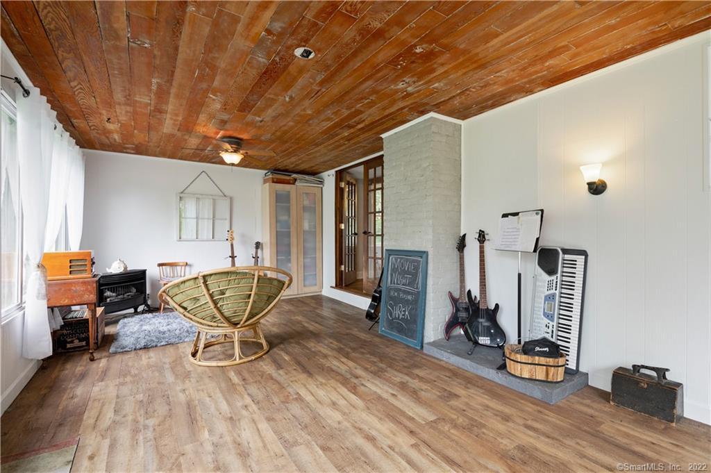57 Fernwood