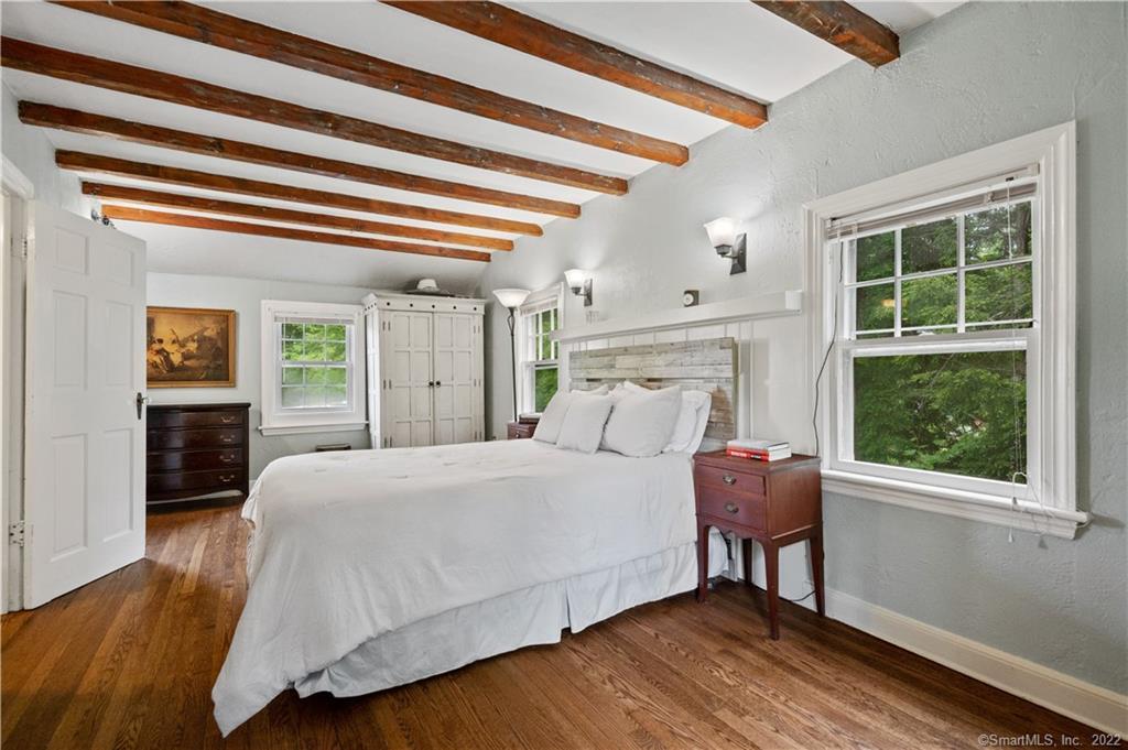 57 Fernwood