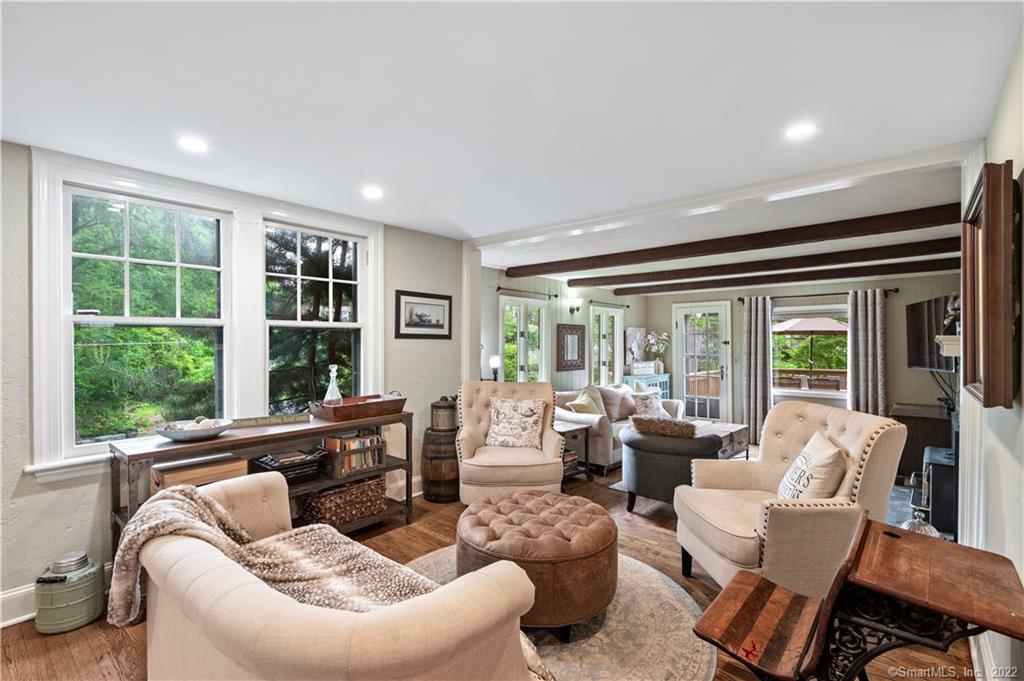 57 Fernwood