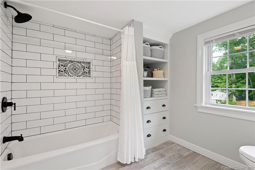 57 Fernwood