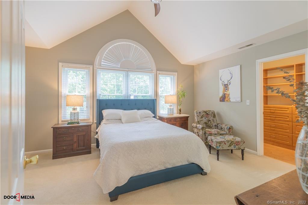 8 Saint Andrews Circle 8-3
