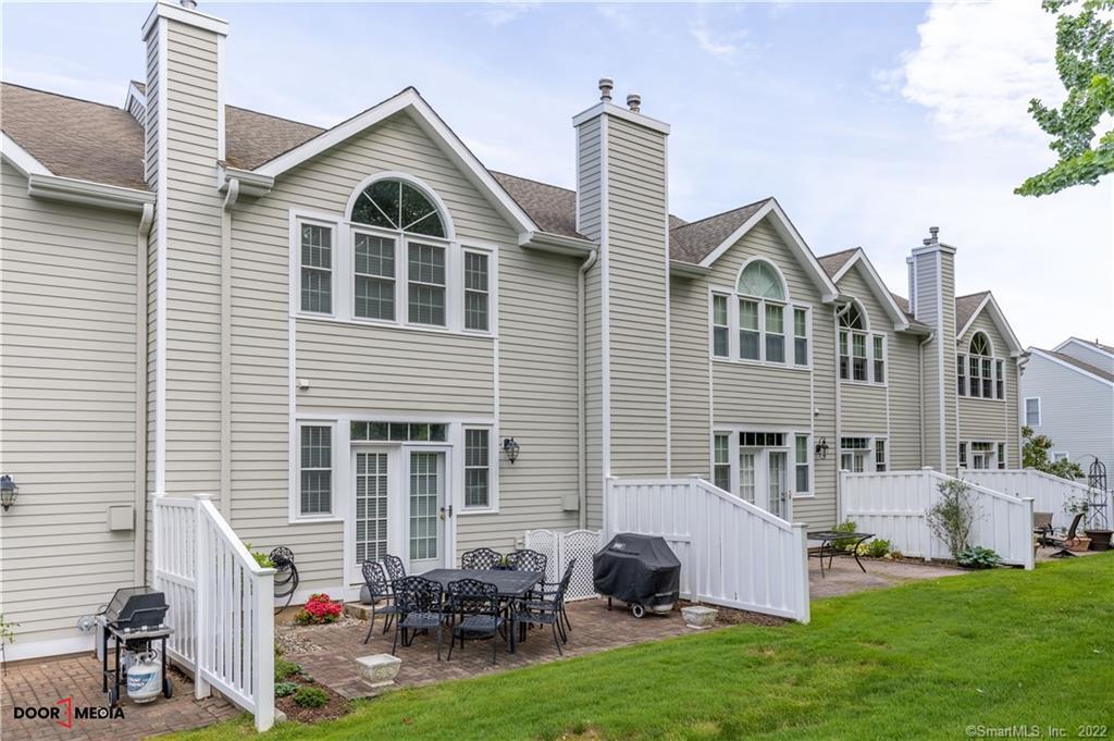 8 Saint Andrews Circle 8-3