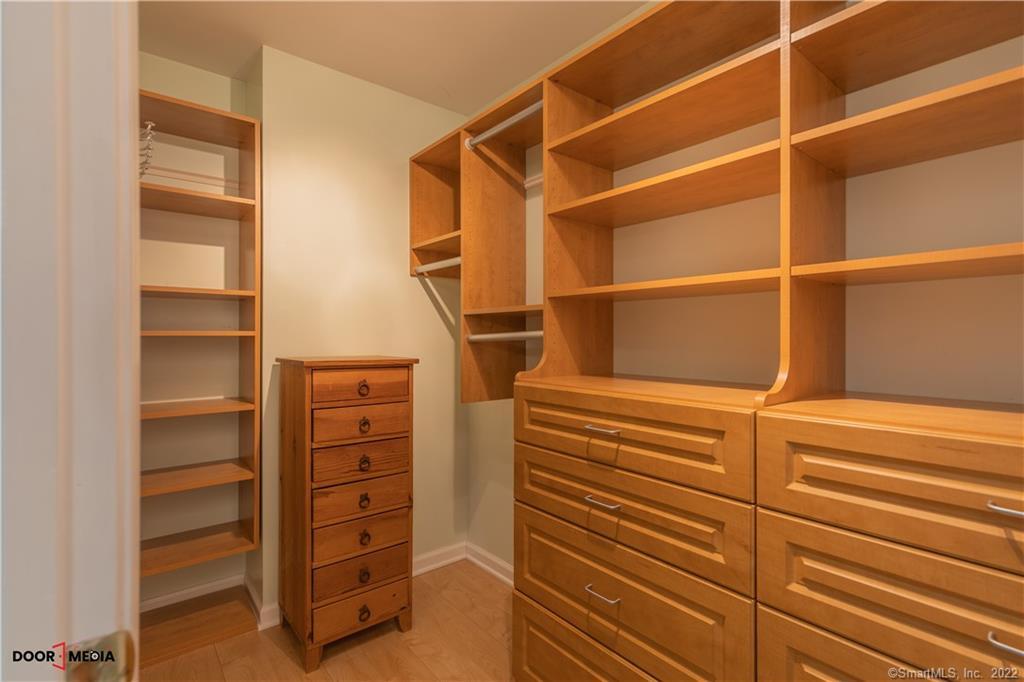 8 Saint Andrews Circle 8-3