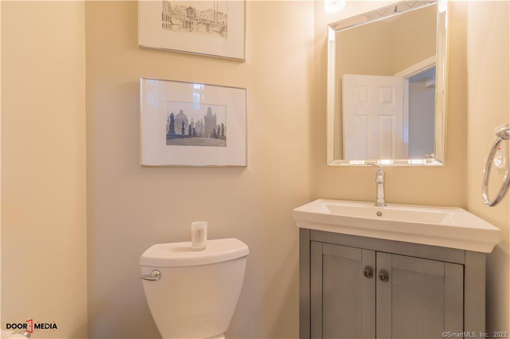 8 Saint Andrews Circle 8-3