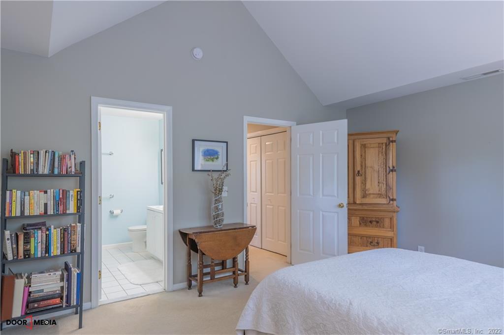 8 Saint Andrews Circle 8-3