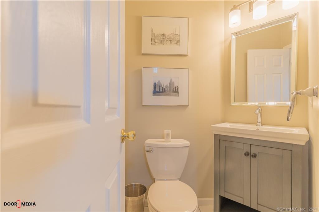 8 Saint Andrews Circle 8-3