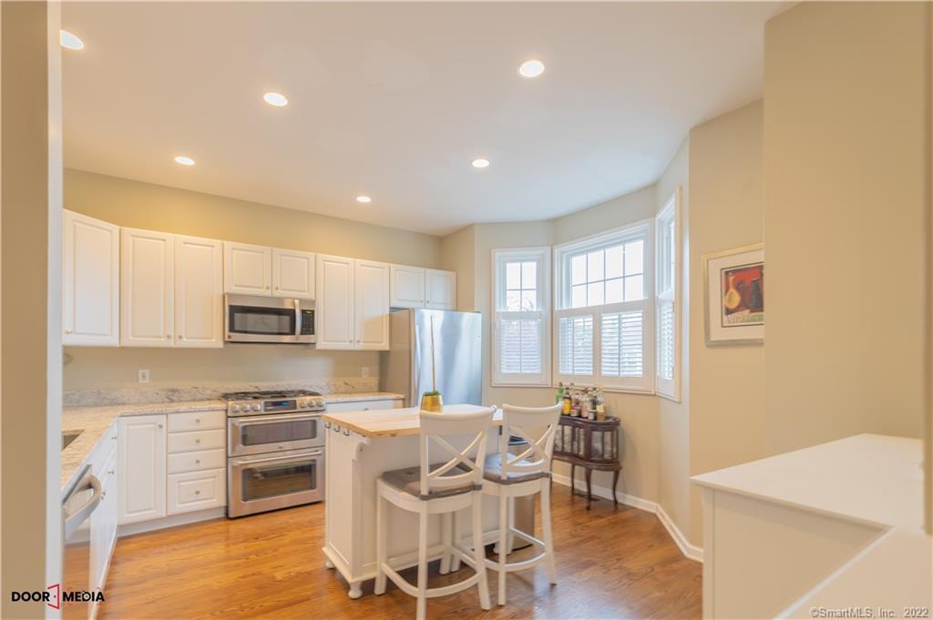 8 Saint Andrews Circle 8-3