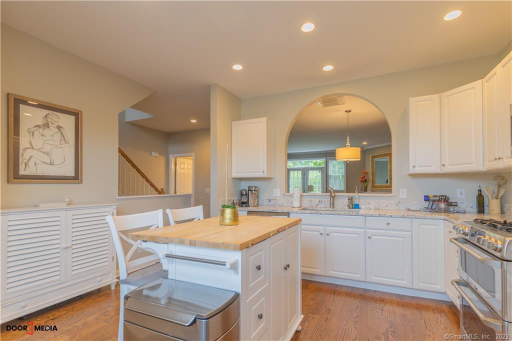 8 Saint Andrews Circle 8-3