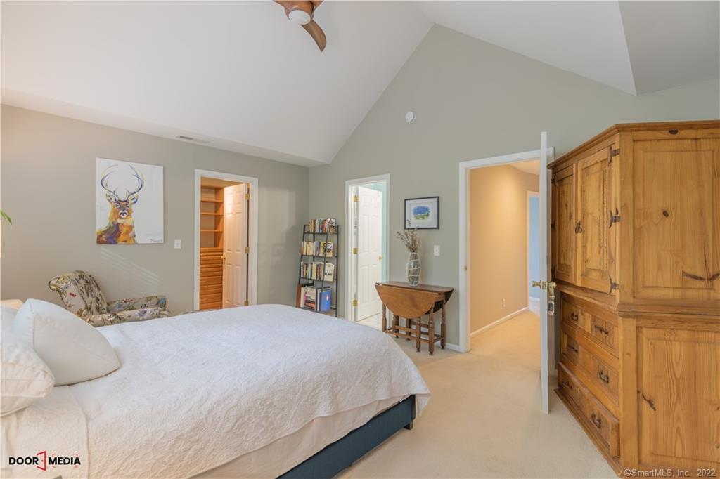 8 Saint Andrews Circle 8-3