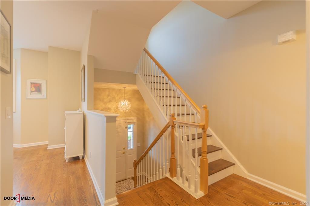 8 Saint Andrews Circle 8-3