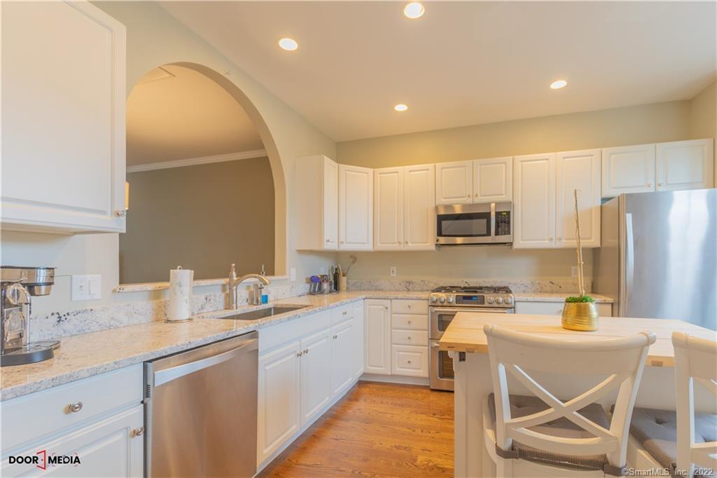 8 Saint Andrews Circle 8-3
