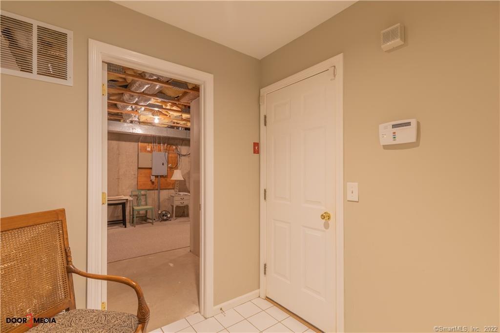 8 Saint Andrews Circle 8-3