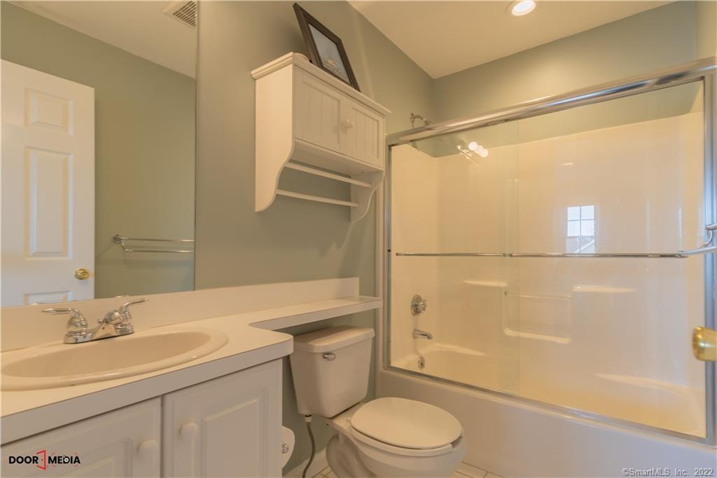 8 Saint Andrews Circle 8-3