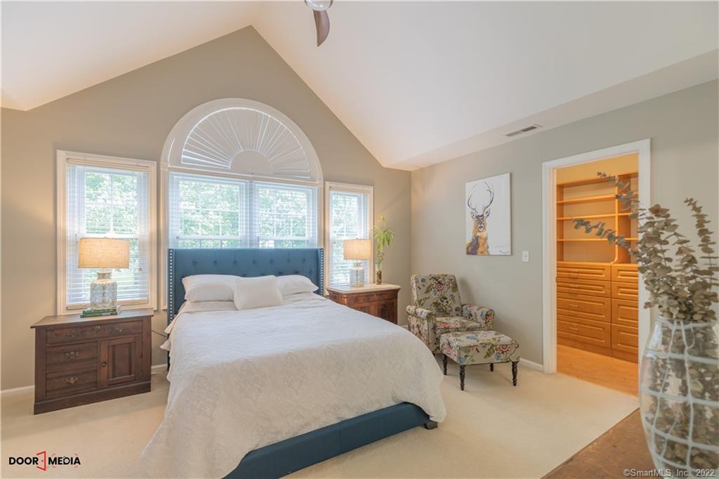 8 Saint Andrews Circle 8-3
