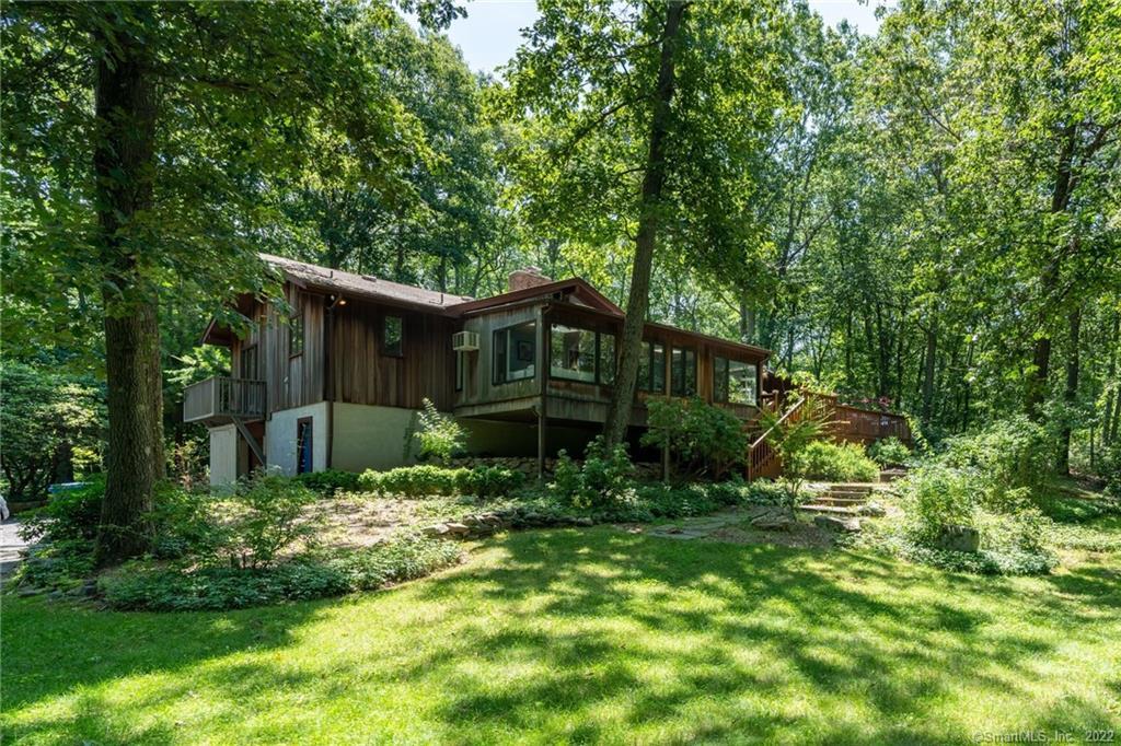 229 Whitethorn Drive