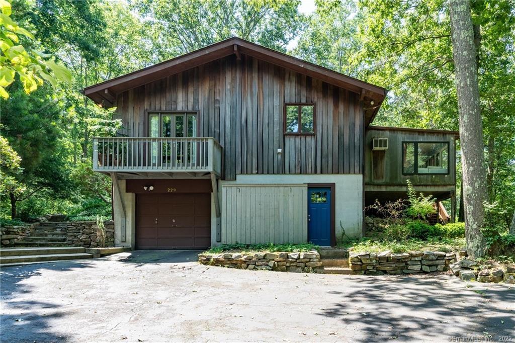 229 Whitethorn Drive