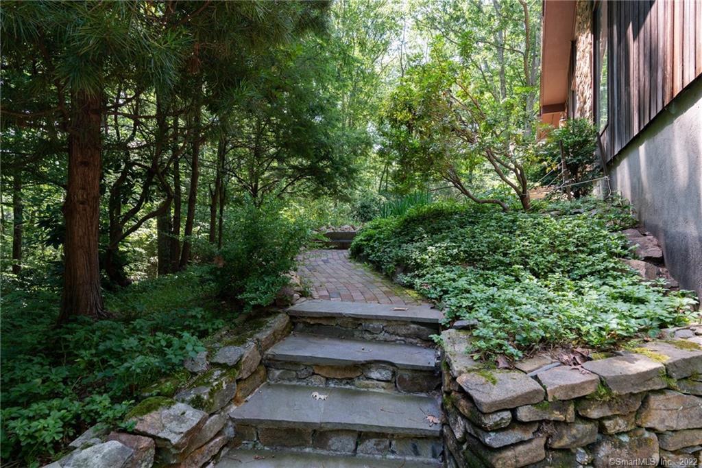 229 Whitethorn Drive