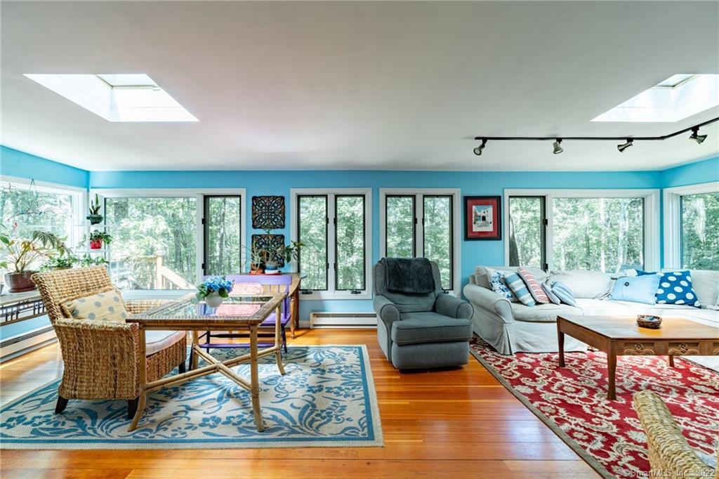 229 Whitethorn Drive