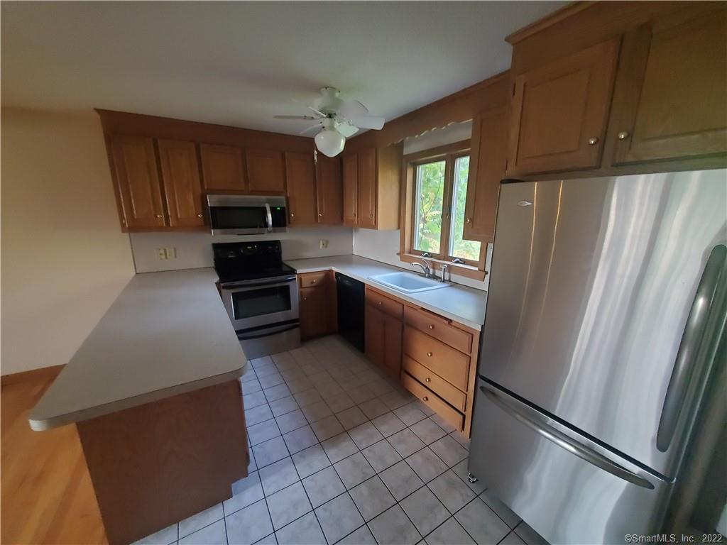 316-318 High Road 318