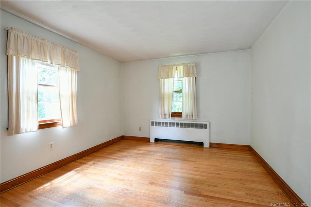 721 Moss Farms