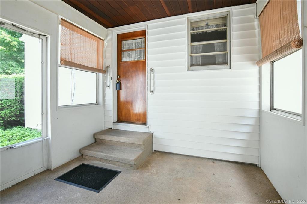 721 Moss Farms