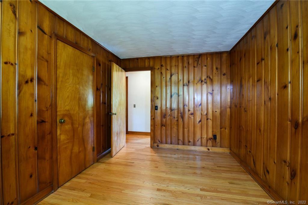 721 Moss Farms